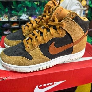 Nike Dunk High PRM Dark Russet Size 7M/8.5W